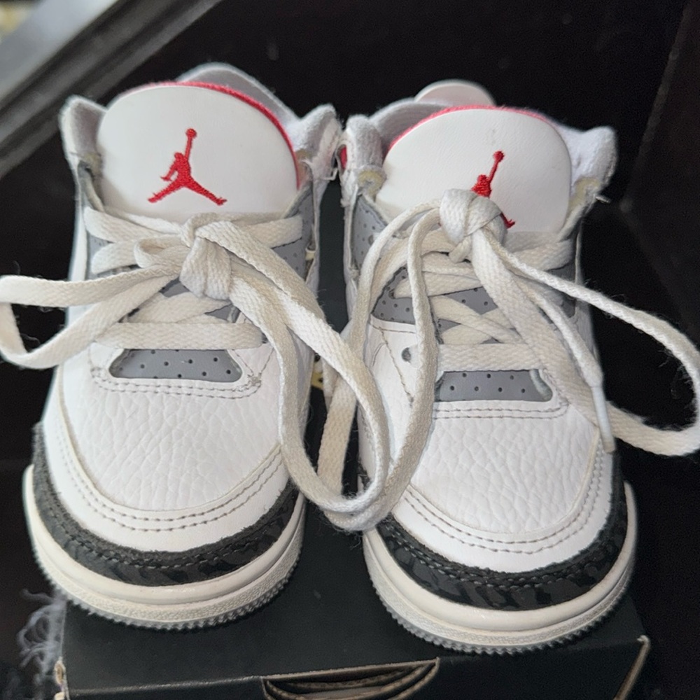 Jordan Retro 3 size 6c